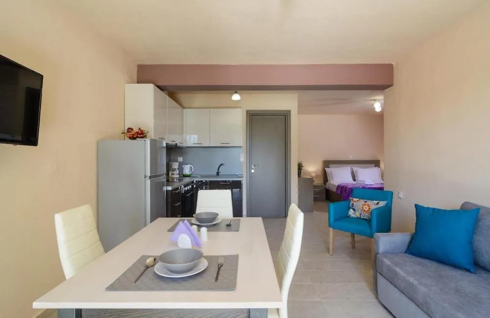 Nico E Marie Apartments & Maison, 70M To Beach, Toroni 0*,