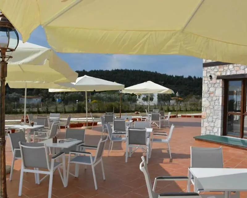 Nico E Marie Apartments & Maison, 70M To Beach, Toroni