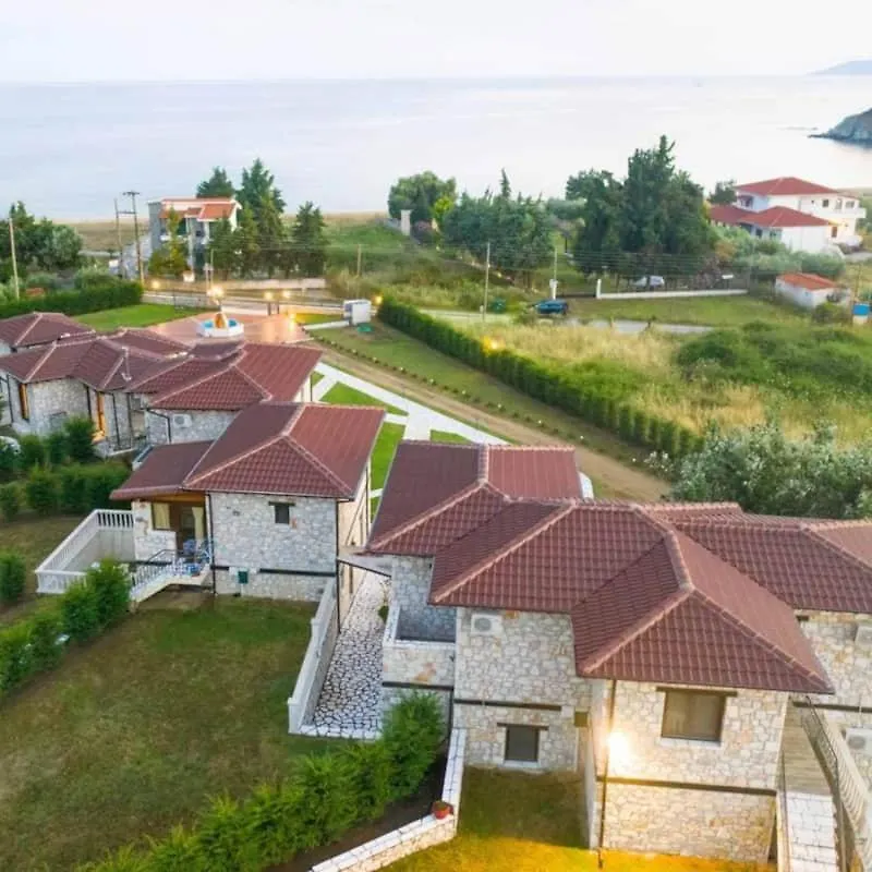 Nico E Marie Apartments & Maison, 70M To Beach, Toroni